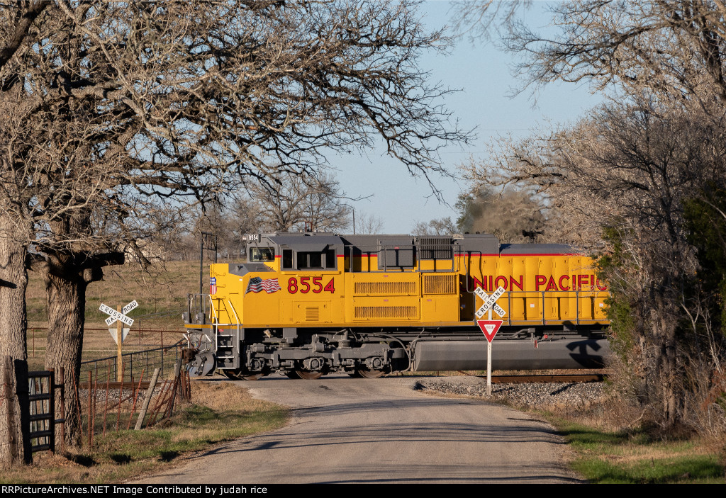 UP 8554